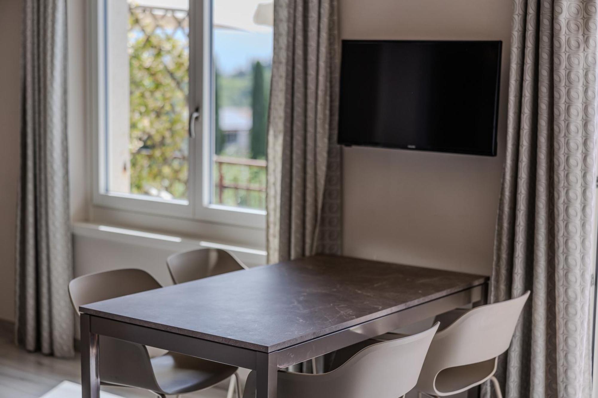 San Michele Aparthotel 3*
